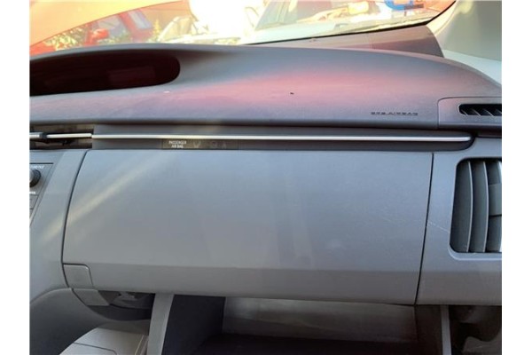 Recambio de tapa derecha salpicadero para toyota prius (zvw30) 1.8 hybrid referencia OEM IAM 5551147040B0  