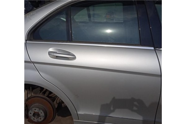 Recambio de puerta trasero derecha para mercedes-benz clase c (bm 204) berlina 3.0 c 280 (204.054) referencia OEM IAM A204730020