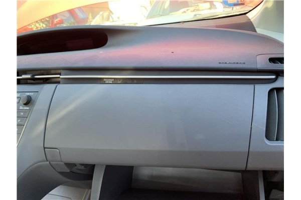 Recambio de tapa derecha salpicadero para toyota prius (zvw30) 1.8 hybrid referencia OEM IAM 5551147040B0  