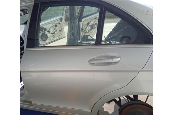 Recambio de puerta trasero izquierda para mercedes-benz clase c (bm 204) berlina 3.0 c 280 (204.054) referencia OEM IAM A2047302