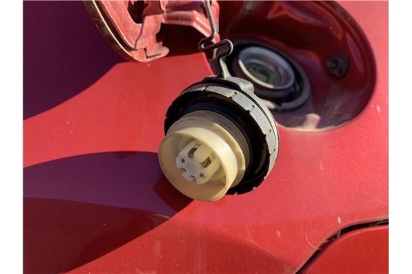 Recambio de tapon combustible para toyota prius (zvw30) 1.8 hybrid referencia OEM IAM 7730052030  