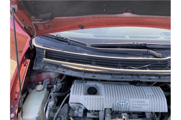 Recambio de torpedo para toyota prius (zvw30) 1.8 hybrid referencia OEM IAM 5570847090  