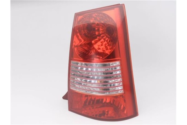 Recambio de piloto trasero derecho para kia picanto (sa) 1.0 referencia OEM IAM E131074  