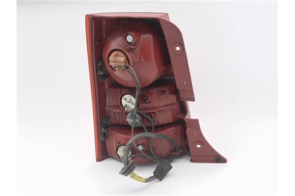 Recambio de piloto trasero derecho para kia picanto (sa) 1.0 referencia OEM IAM E131074  