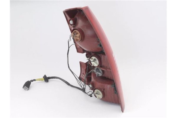 Recambio de piloto trasero izquierdo para kia picanto (sa) 1.0 referencia OEM IAM E131074  