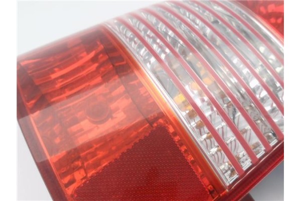 Recambio de piloto trasero izquierdo para kia picanto (sa) 1.0 referencia OEM IAM E131074  