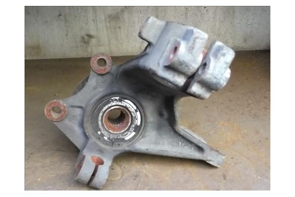 Recambio de mangueta delantero derecha para peugeot 206 1.6 i referencia OEM IAM   