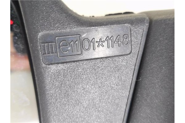 Recambio de retrovisor izquierdo para ford courier 1.8 d referencia OEM IAM E11011148  