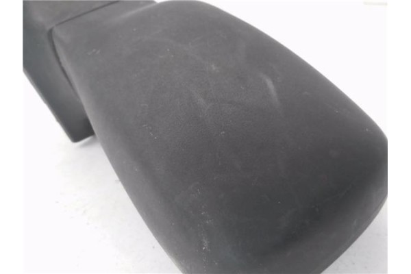 Recambio de retrovisor izquierdo para ford courier 1.8 d referencia OEM IAM E11011148  