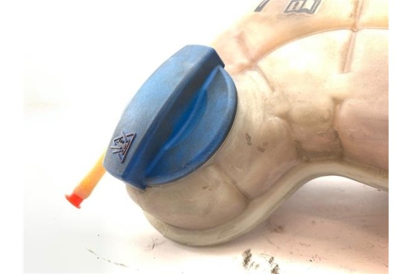 Recambio de botella expansion para audi a6 avant (4f5) 2.7 tdi referencia OEM IAM 4F0121403M  