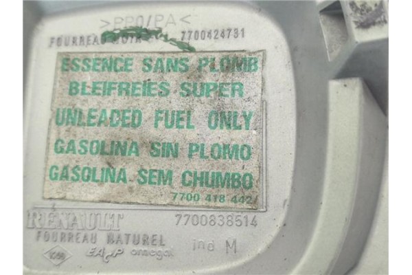 Recambio de tapa exterior combustible para renault megane i scenic (ja0) 1.9 d kaleido referencia OEM IAM 7700838514 7700424731 