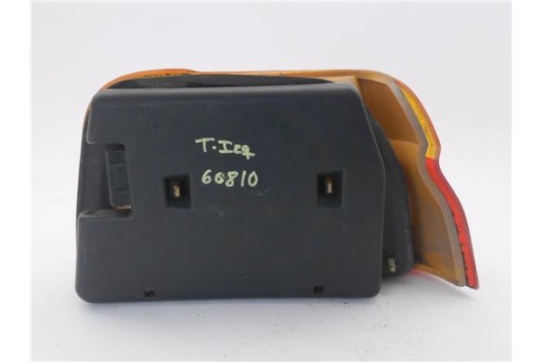 Recambio de piloto trasero izquierdo para ford orion 1.8 ghia referencia OEM IAM 91AG13A603 1052429 