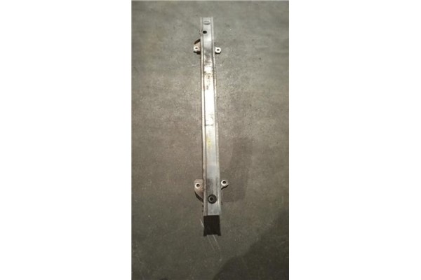 Recambio de refuerzo paragolpes para renault clio iii 1.5 dci (c/br1g) referencia OEM IAM 8200834849  