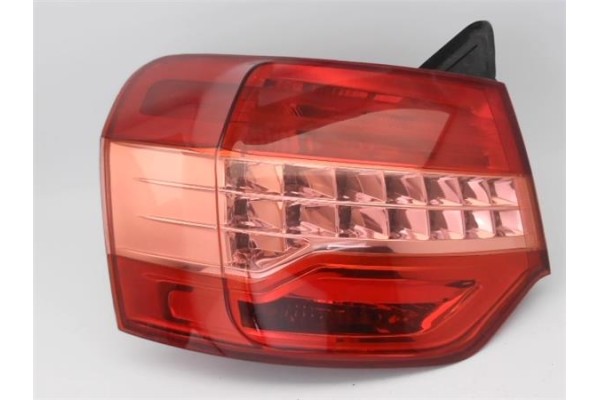 Recambio de piloto trasero izquierdo para citroen c5 berlina 2.0 audace referencia OEM IAM   