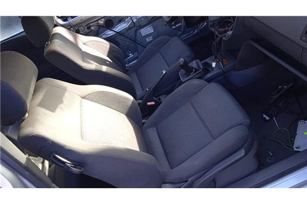 Recambio de asiento delantero derecho para volkswagen polo iv (9n1) 1.4 16v referencia OEM IAM 6Q0881405RMTP  