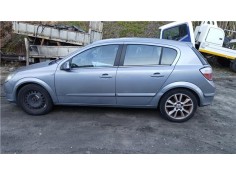 opel astra h berlina del año 2004