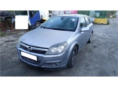 opel astra h berlina del año 2004
