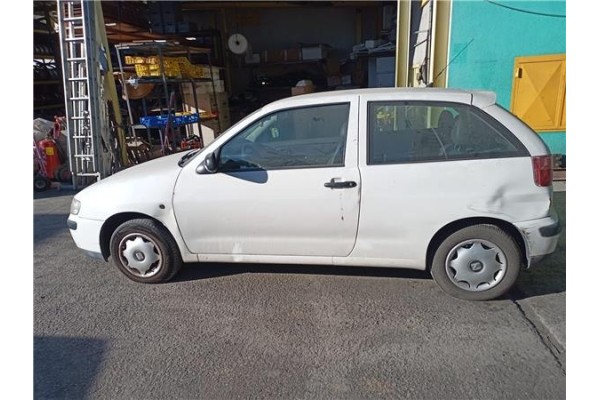 seat ibiza (6k1) del año 2001