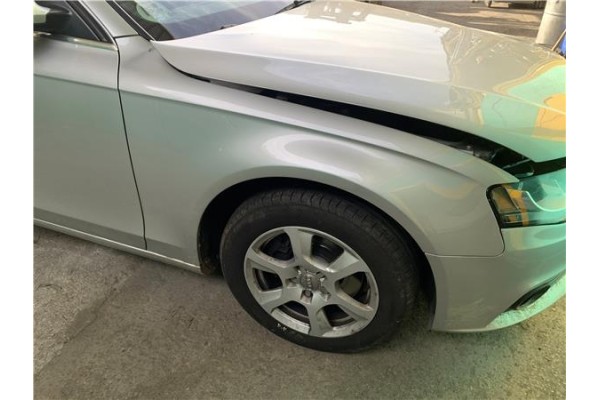 Recambio de aleta delantero derecha para audi a4 avant (8k5) 2.0 básico referencia OEM IAM 8K0821106A  