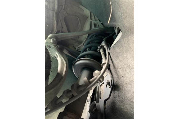 Recambio de amortiguador delantero derecho para audi a4 avant (8k5) 2.0 básico referencia OEM IAM 8K0413031CH 313363 