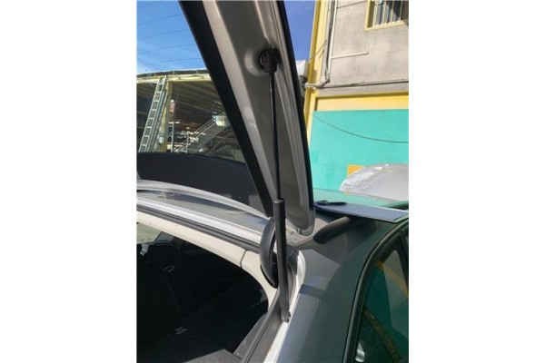 Recambio de amortiguador porton para audi a4 avant (8k5) 2.0 básico referencia OEM IAM 8K9827552C 8K982755201S 