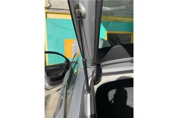 Recambio de amortiguador porton para audi a4 avant (8k5) 2.0 básico referencia OEM IAM 8K9827552C 8K982755201S 