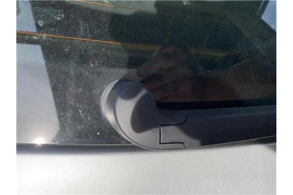 Recambio de brazo limpiaparabrisas trasero para audi a4 avant (8k5) 2.0 básico referencia OEM IAM 8K99554071P9 8K9955407 FKZ 