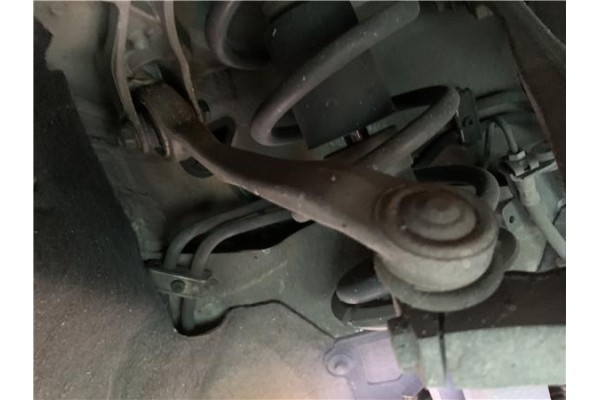 Recambio de brazo superior delantero dcho para audi a4 avant (8k5) 2.0 básico referencia OEM IAM 8K0407510A  