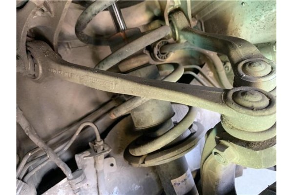 Recambio de brazo superior delantero izquierdo para audi a4 avant (8k5) 2.0 básico referencia OEM IAM 8K0407505A  