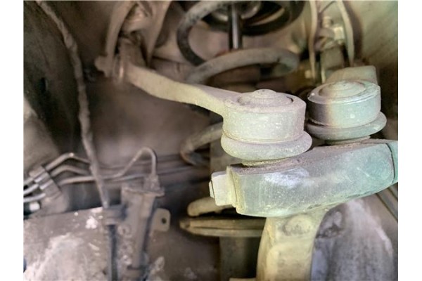 Recambio de brazo superior delantero izquierdo para audi a4 avant (8k5) 2.0 básico referencia OEM IAM 8K0407505A  