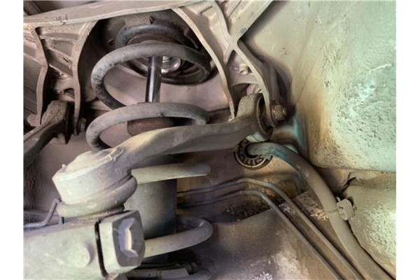 Recambio de brazo superior delantero izquierdo para audi a4 avant (8k5) 2.0 básico referencia OEM IAM 8K0407509A  