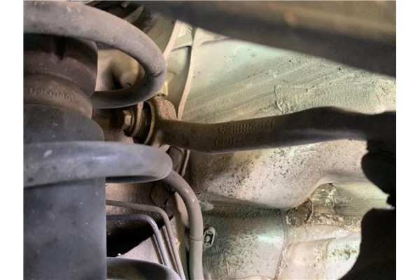 Recambio de brazo superior delantero izquierdo para audi a4 avant (8k5) 2.0 básico referencia OEM IAM 8K0407509A  