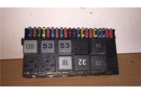 Recambio de caja fusibles/rele para volkswagen golf ii (191/193)(1983 ) 1.8 gti referencia OEM IAM  0632507 