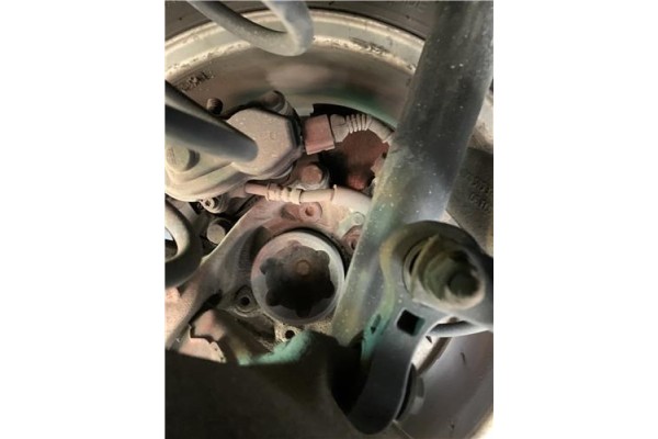 Recambio de mangueta trasero derecha para audi a4 avant (8k5) 2.0 básico referencia OEM IAM 8K0505432AE 8T0837205A GRU 