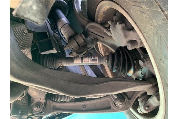 Recambio de palier delantero derecho para audi a4 avant (8k5) 2.0 básico referencia OEM IAM 8K0407271AJ 250161484448E0425110 