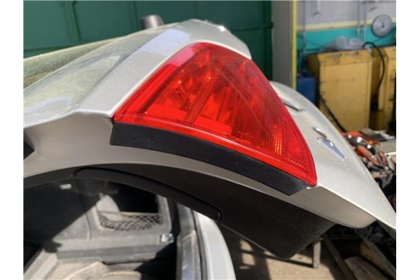 Recambio de piloto porton trasero izquierdo para audi a4 avant (8k5) 2.0 básico referencia OEM IAM 8K9945093  