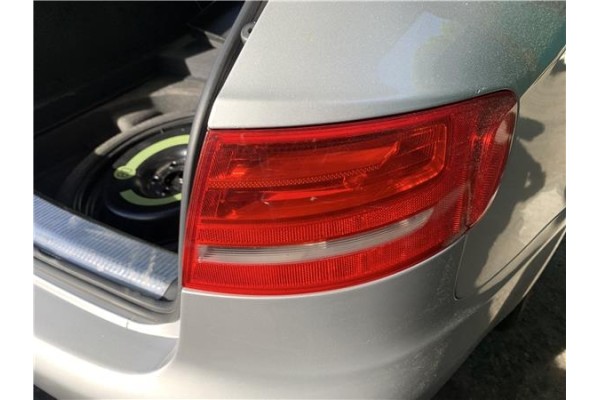 Recambio de piloto trasero derecho para audi a4 avant (8k5) 2.0 básico referencia OEM IAM 8K9945094 219702 