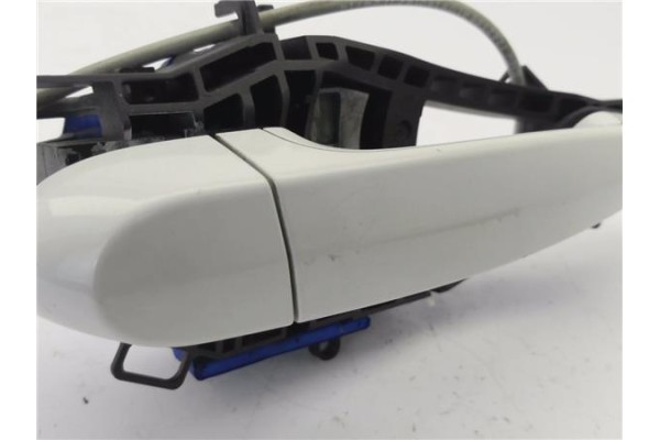 Recambio de maneta exterior trasero derecha para bmw serie 1 berlina 5p (f20) 2.0 116d referencia OEM IAM 51217242568 5122732164