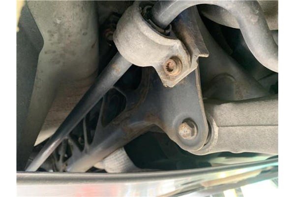 Recambio de puente trasero para audi a4 avant (8k5) 2.0 básico referencia OEM IAM 8F0505235J  