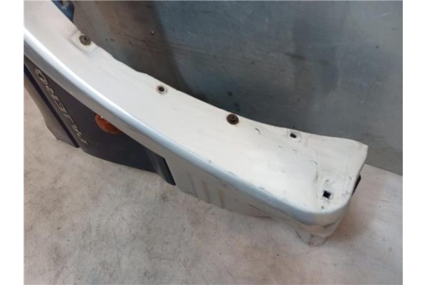 Recambio de aleta delantero derecha para mitsubishi pajero 2.8 td referencia OEM IAM MB835528  