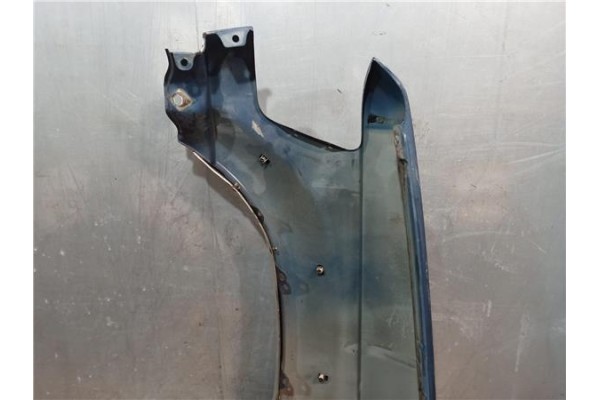 Recambio de aleta delantero derecha para mitsubishi pajero 2.8 td referencia OEM IAM MB835528  