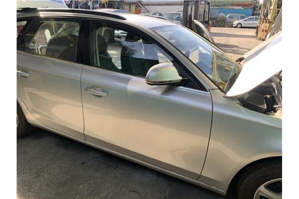 Recambio de puerta delantero derecha para audi a4 avant (8k5) 2.0 básico referencia OEM IAM 8K0831052J  