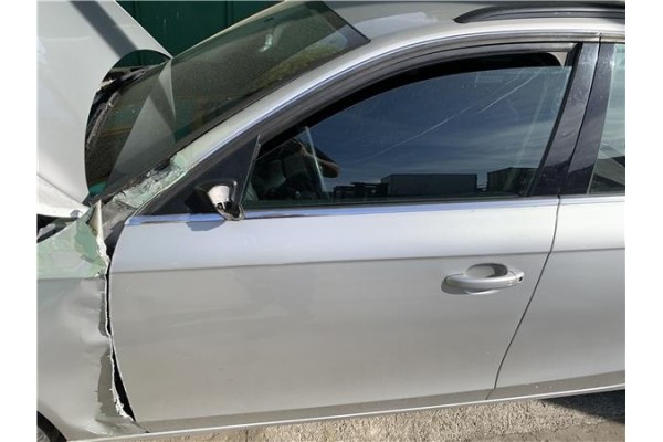 Recambio de puerta delantero izquierda para audi a4 avant (8k5) 2.0 básico referencia OEM IAM 8K0831051J  