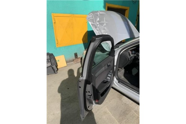 Recambio de puerta delantero izquierda para audi a4 avant (8k5) 2.0 básico referencia OEM IAM 8K0831051J  