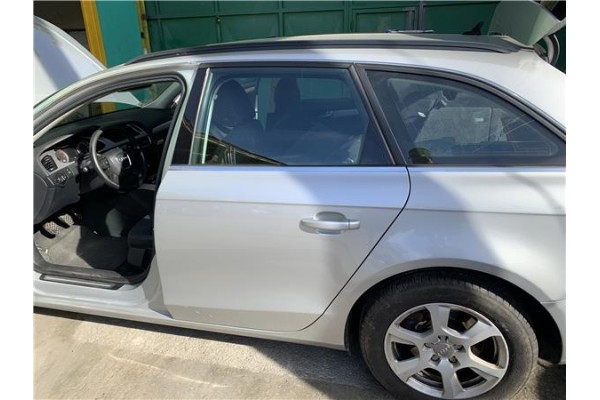 Recambio de puerta trasero izquierda para audi a4 avant (8k5) 2.0 básico referencia OEM IAM 8K9833051D  