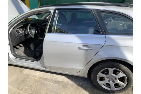 Recambio de puerta trasero izquierda para audi a4 avant (8k5) 2.0 básico referencia OEM IAM 8K9833051D  