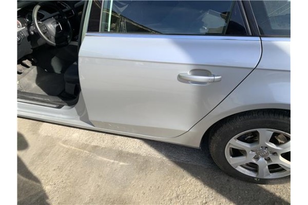 Recambio de puerta trasero izquierda para audi a4 avant (8k5) 2.0 básico referencia OEM IAM 8K9833051D  