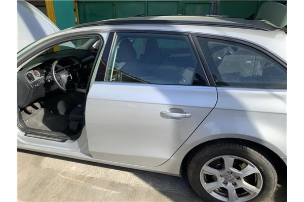 Recambio de puerta trasero izquierda para audi a4 avant (8k5) 2.0 básico referencia OEM IAM 8K9833051D  