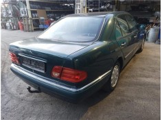 mercedes-benz clase e (bm 210) berlina del año 1995