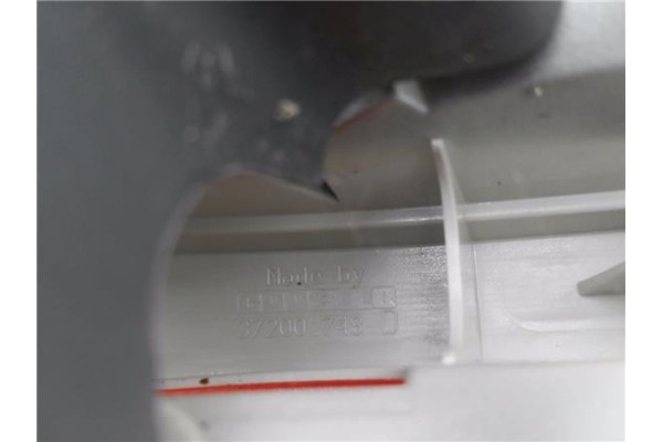 Recambio de piloto trasero derecho para fiat brava (182) 1.6 16v / 16v 100 sx referencia OEM IAM 37200748D  